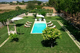 Farm with pool in Lecce